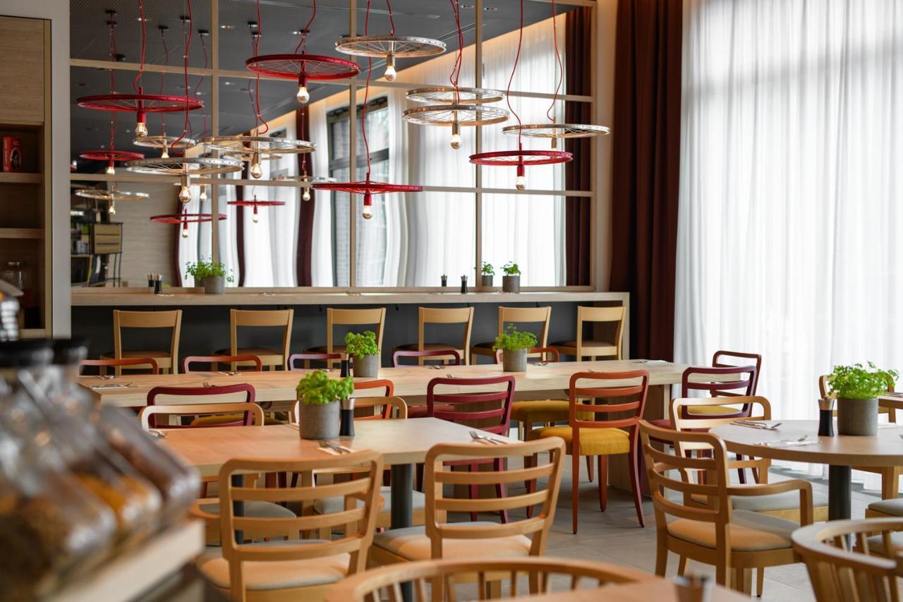 Intercityhotel Herford Esterno foto
