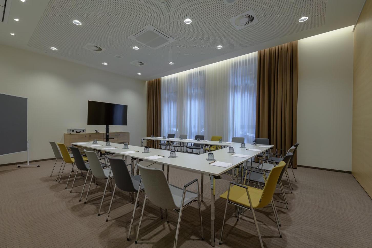 Intercityhotel Herford Esterno foto