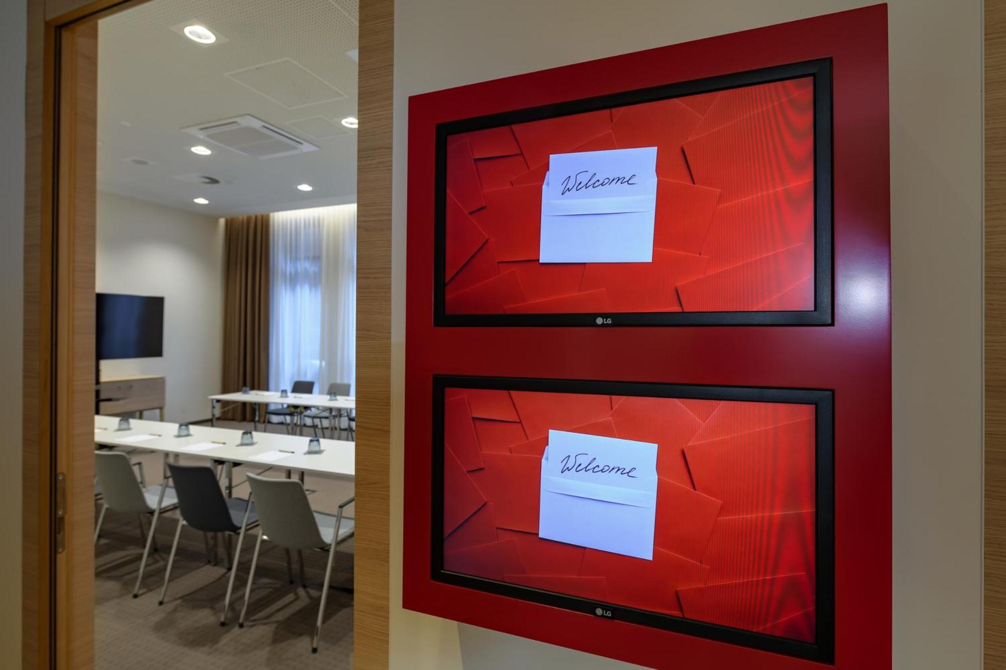 Intercityhotel Herford Esterno foto