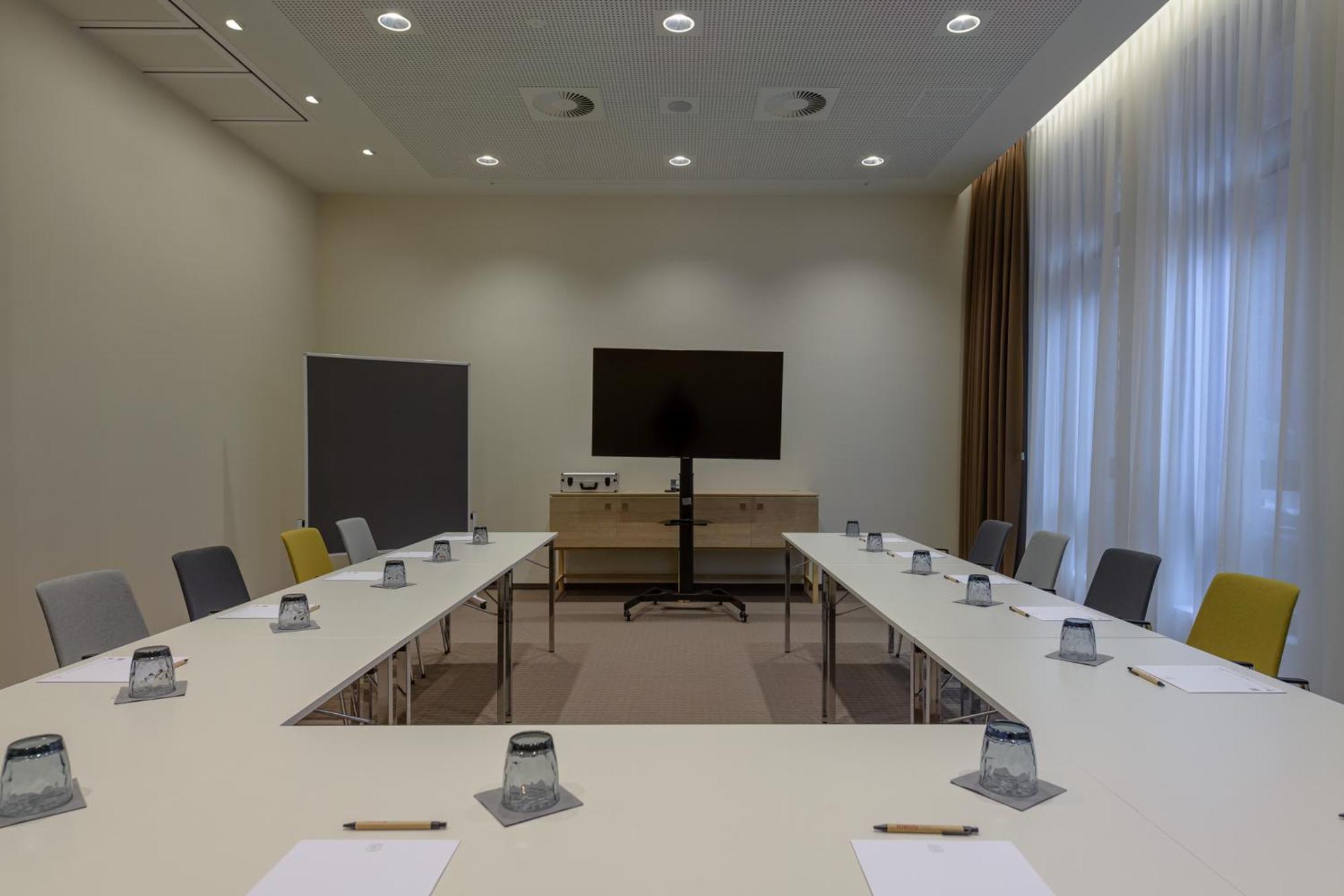 Intercityhotel Herford Esterno foto